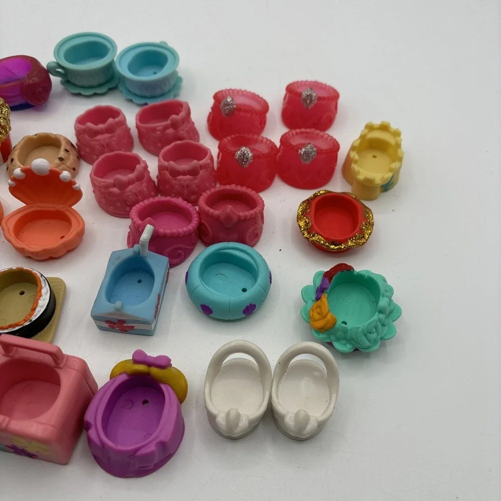 My Little Pony Accessories Shoe Lot - 2 Full Sets, 32 Misc Shoes, 40 Total Shoes